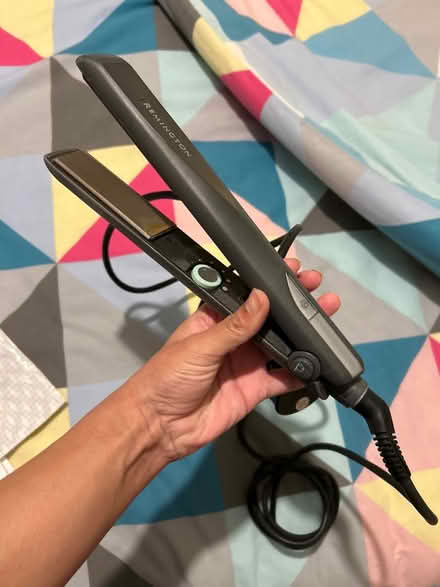 Photo of free Remington hair straightener (KT3 new malden) #1