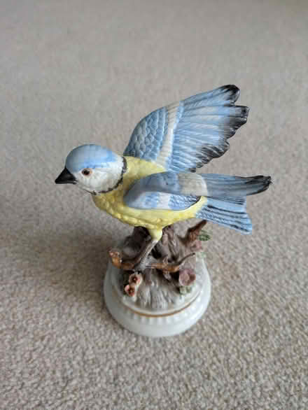Photo of free Bird Ornament (Enfield EN2) #1