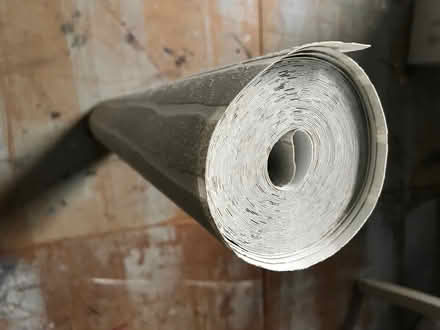 Photo of free Vinyl wallpaper (Stoke Newington N16) #3