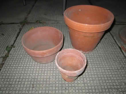 Photo of free clay pots (Old Ottawa South) #2