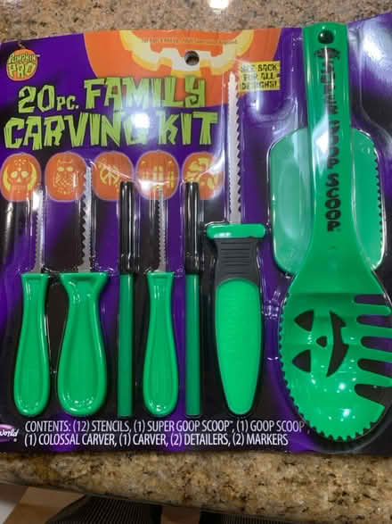 Photo of free pumpkin carving kit (Lafayette) #1