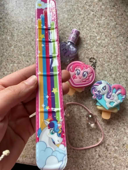 Photo of free My little pony gift set bundle new (Kingston KT1) #3