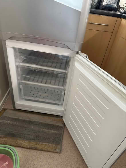Photo of free Indesit Fridge Freezer (Southwark. SE15) #3