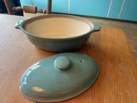 Photo of free Oven dish and lid (Hove BN3) #2