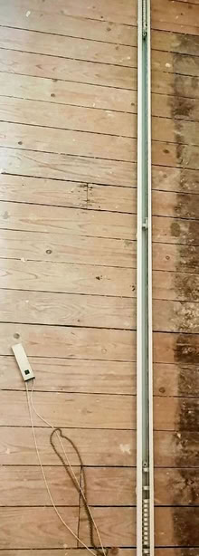 Photo of free 6 foot vertical blind track (Highfield HP2) #1