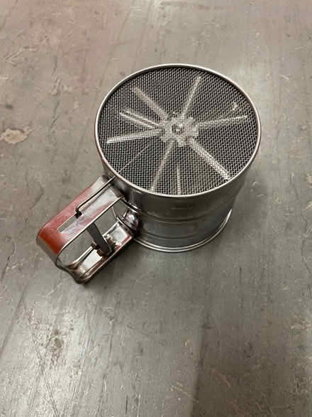 Photo of free Household items random (moving out) (Hayward) #3