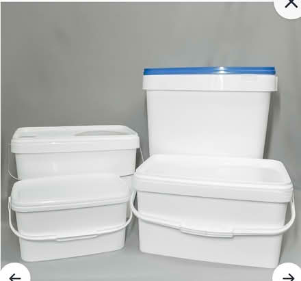 Photo of Storage plastic buckets with sealable lids (Swindon SN25) #1