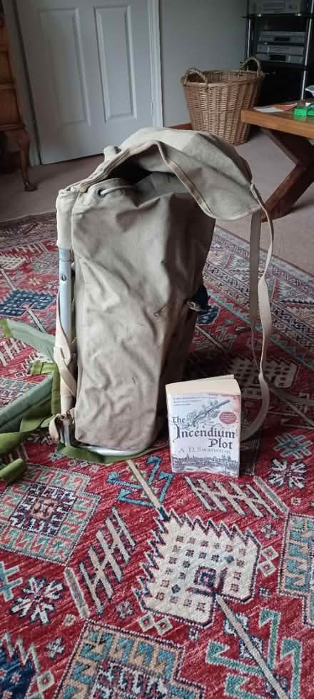 Photo of free Large Rucksack (Claygate KT10) #4