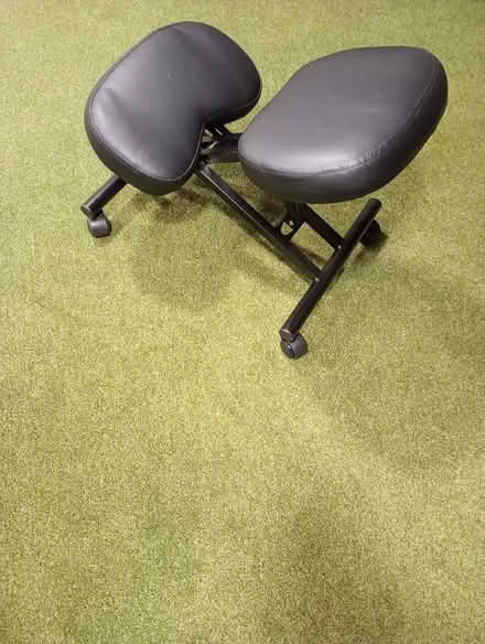Photo of free Kneeling chair (Saville Park HX1) #3