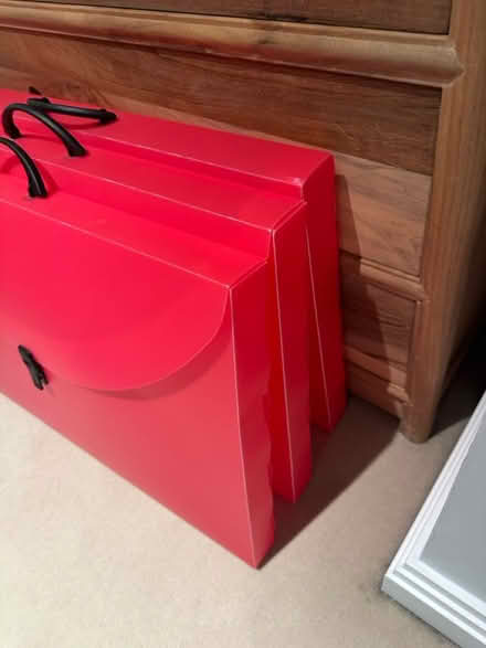 Photo of free Large Art Folders (ideal for kids) (Esher KT10) #2