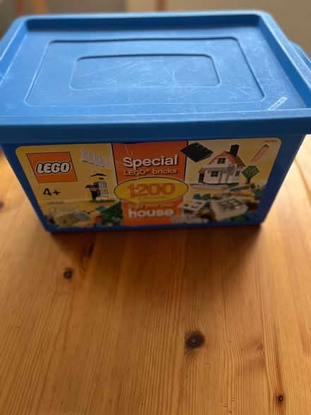 Photo of free Box to keep lego (Hoddesdon EN11) #2