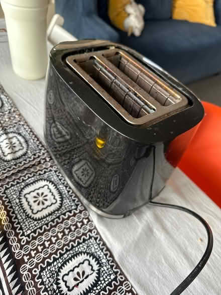 Photo of free Used toaster ( including box) (Southwark. SE15) #3