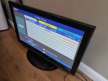 Photo of free Panasonic TV 37inch (1024 x 720) (Heronsgate WD3) #1