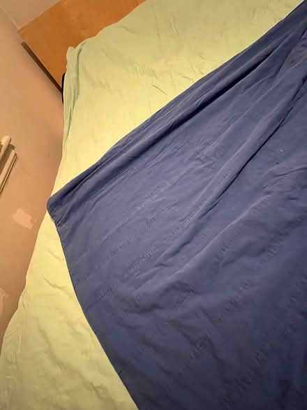 Photo of free Lightweight reversible quilt (Hintonburg) #2