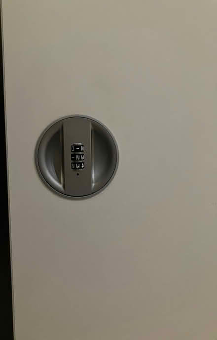 Photo of free White chest of drawer/filing unit (Coulsdon, nr, train station) #3