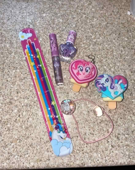 Photo of free My little pony gift set bundle new (Kingston KT1) #1
