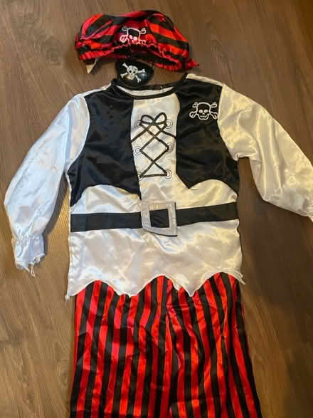 Photo of free 5-6 Years Pirate Costume (Welwyn Garden City AL7) #1
