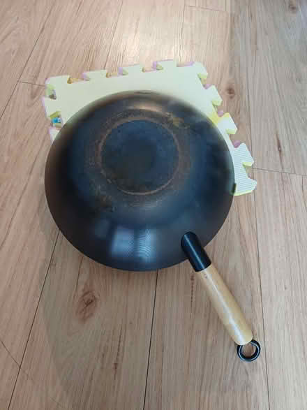 Photo of free Metal Wok (Beaufort Park, NW9) #2