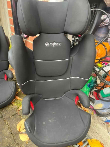 Photo of free Child car booster seat #2 (sl0) #1