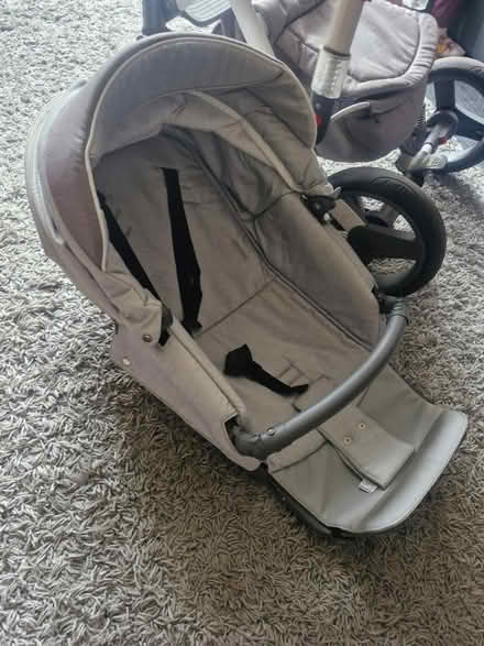 Photo of free Baby pram (IG6) #2