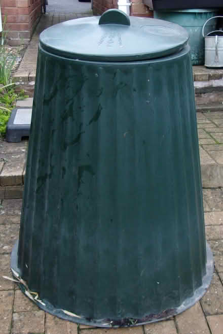 Photo of free Large compost bin (Hanwood SY5) #1