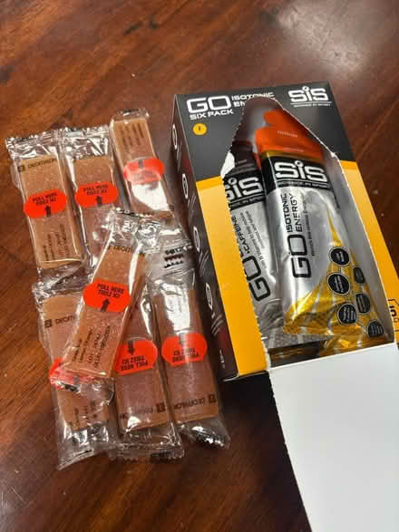 Photo of free Isotonic Energy Gels (SK4) #1