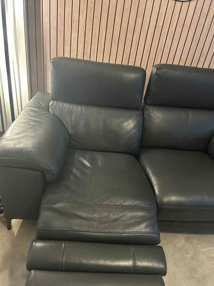 Photo of free DFS 2 seater leather recliner (Catshill Bromsgrove B61) #3