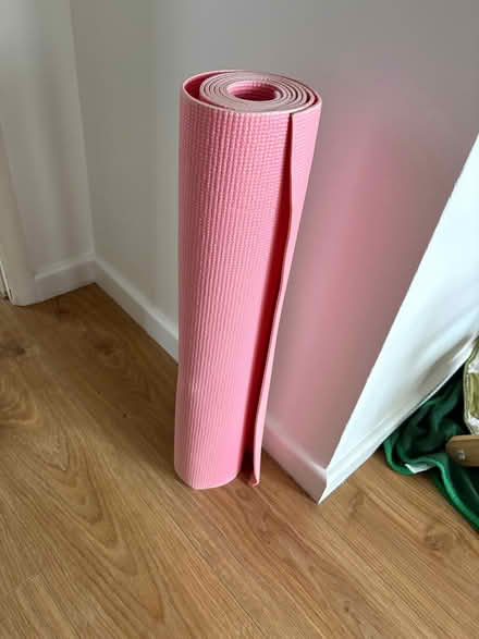 Photo of free Yoga mat (Surbiton KT5) #1