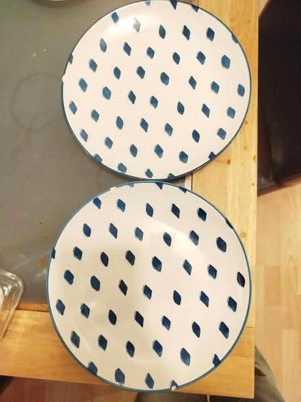 Photo of free Dinner plates + side plate (RG1) #1