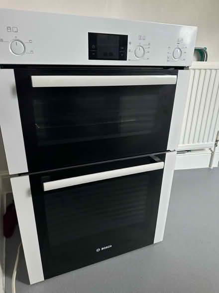 Photo of free Bosch integrated oven double oven (SE11) #1