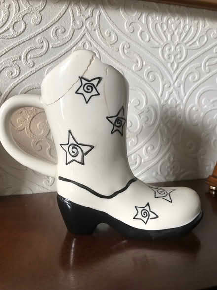 Photo of free Vase (Sale M33) #2