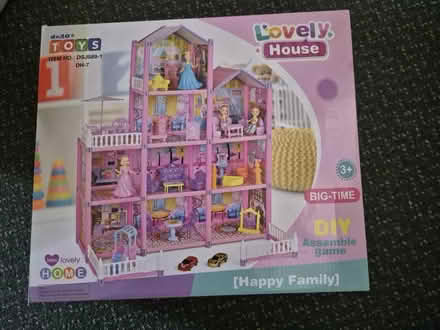 Photo of free Lovely house DIY toy (Prestwood HP16) #1
