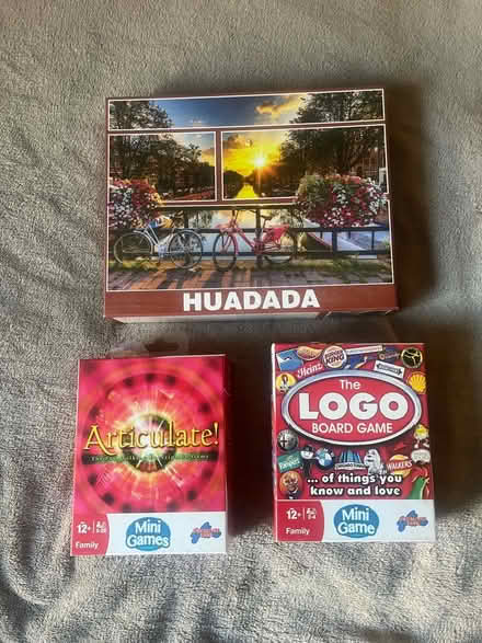 Photo of free 1000 pc puzzle/2 mini board games (Se1 2bg) #1