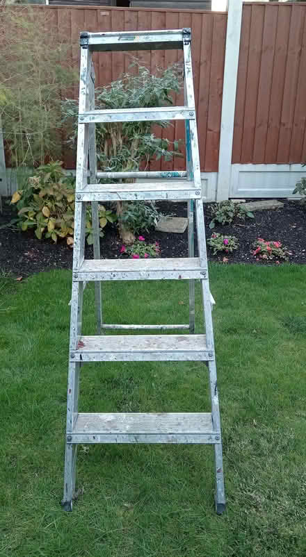 Photo of free Industrial multi-way ladder & steps (larger set) (Maldon CM9) #3