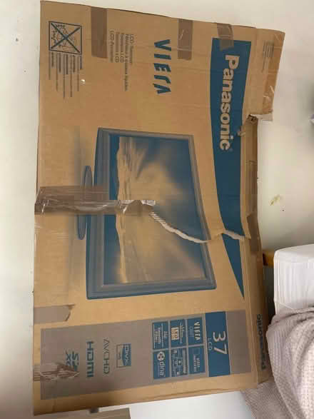 Photo of free Panasonic 37 inch TV (Northcourt OX14) #1