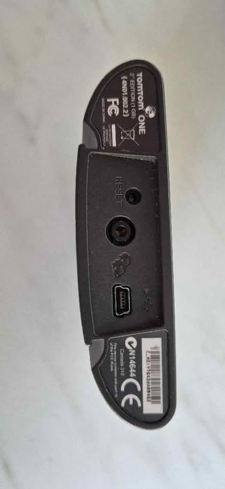 Photo of free Tomtom Sat nav (St Helier SM4) #3