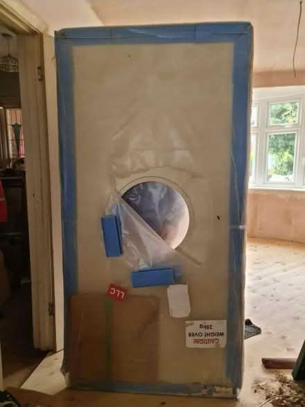 Photo of free Shower tray brand new (Tolworth KT6) #2