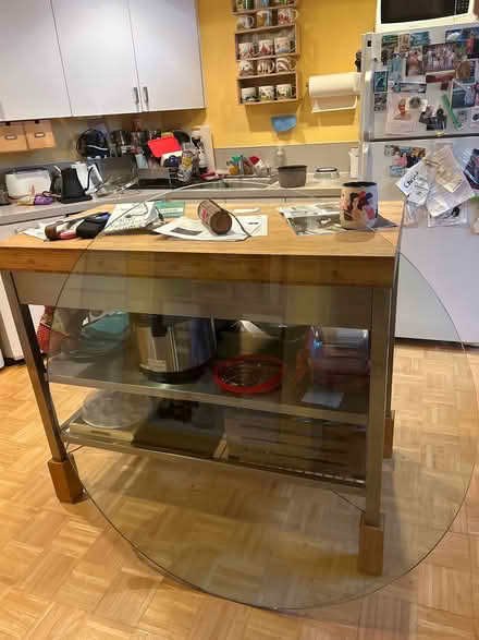 Photo of free 48” Round Glass Table Top (South of Woodland Park) #1