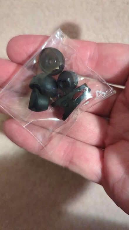 Photo of free Brand new earphones (Bernards Heath AL1) #4