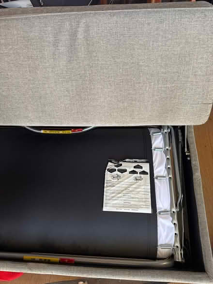 Photo of free Ottoman with twin bed (Del ray Alexandria) #4