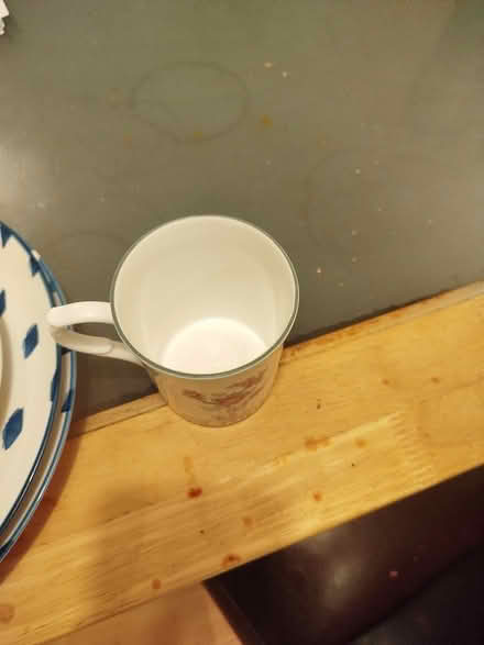 Photo of free Small ceramic mug (RG1) #2