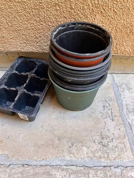 Photo of free Plastic garden pots (Morgan Hill) #1
