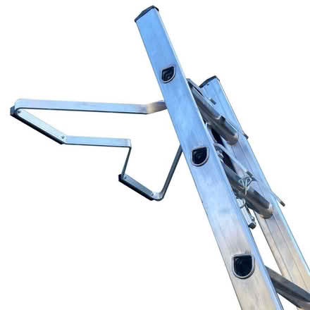 Photo of Ladder Stand off (Silverdale LA5) #1