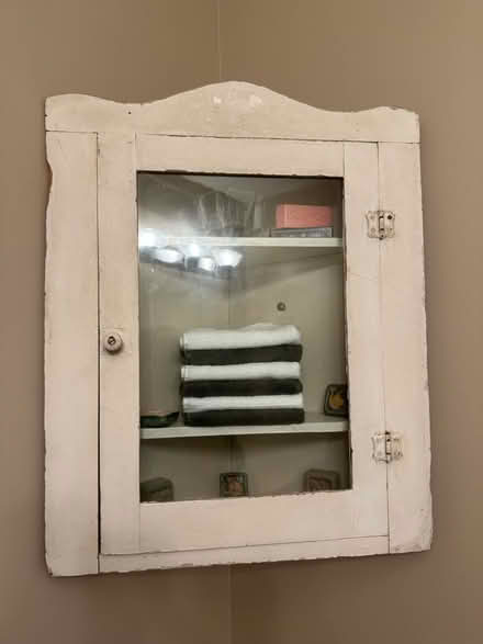 Photo of free Vintage corner shelf (Wattles and Squirrel) #1