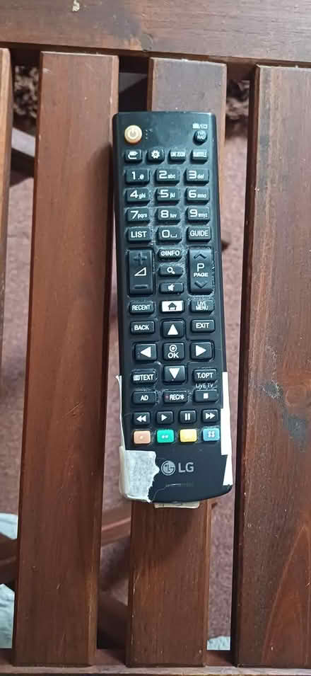 Photo of free Working but faulty 43" LG TV (Havant PO9) #4