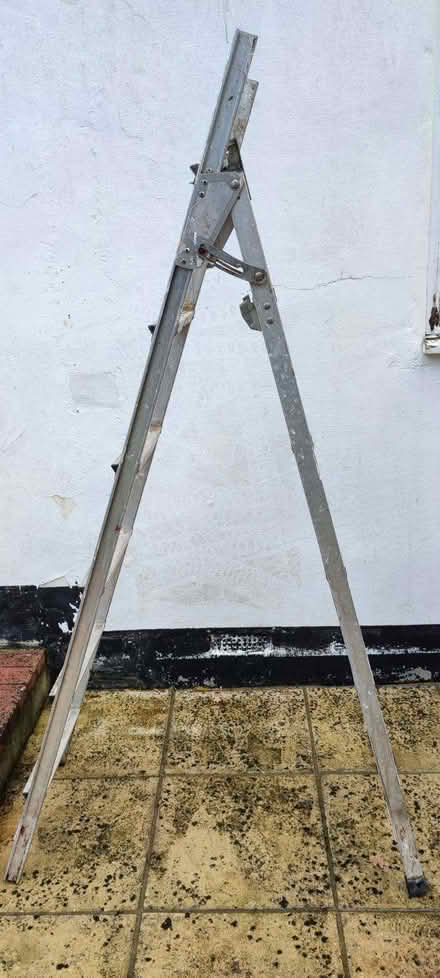 Photo of free 6-step aluminium step ladder (Westbury Fields BS10) #2