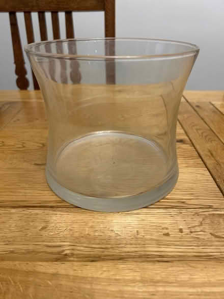 Photo of free Glass vase (Northcourt OX14) #1