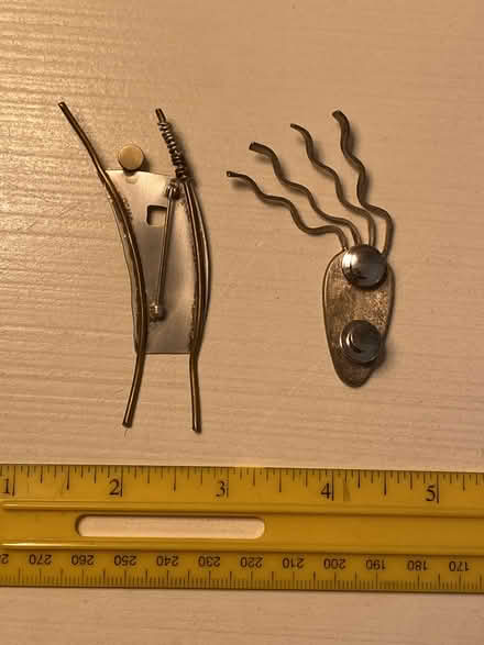 Photo of free Brooches (2) (Nr Fresh Pond & Mt Auburn Cem.) #2