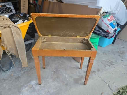 Photo of free Vintage Piano Bench (Bloomfield Twp.) #2