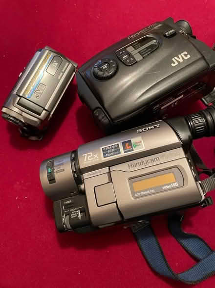 Photo of free Cameras and video equipment (Falkland KY15) #2